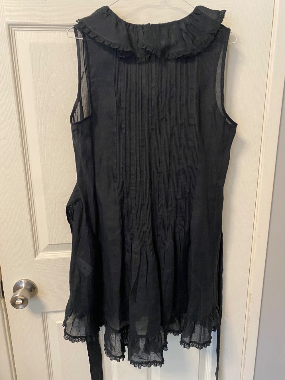 Doen Henrietta Dress in Black - Picture 6 of 8